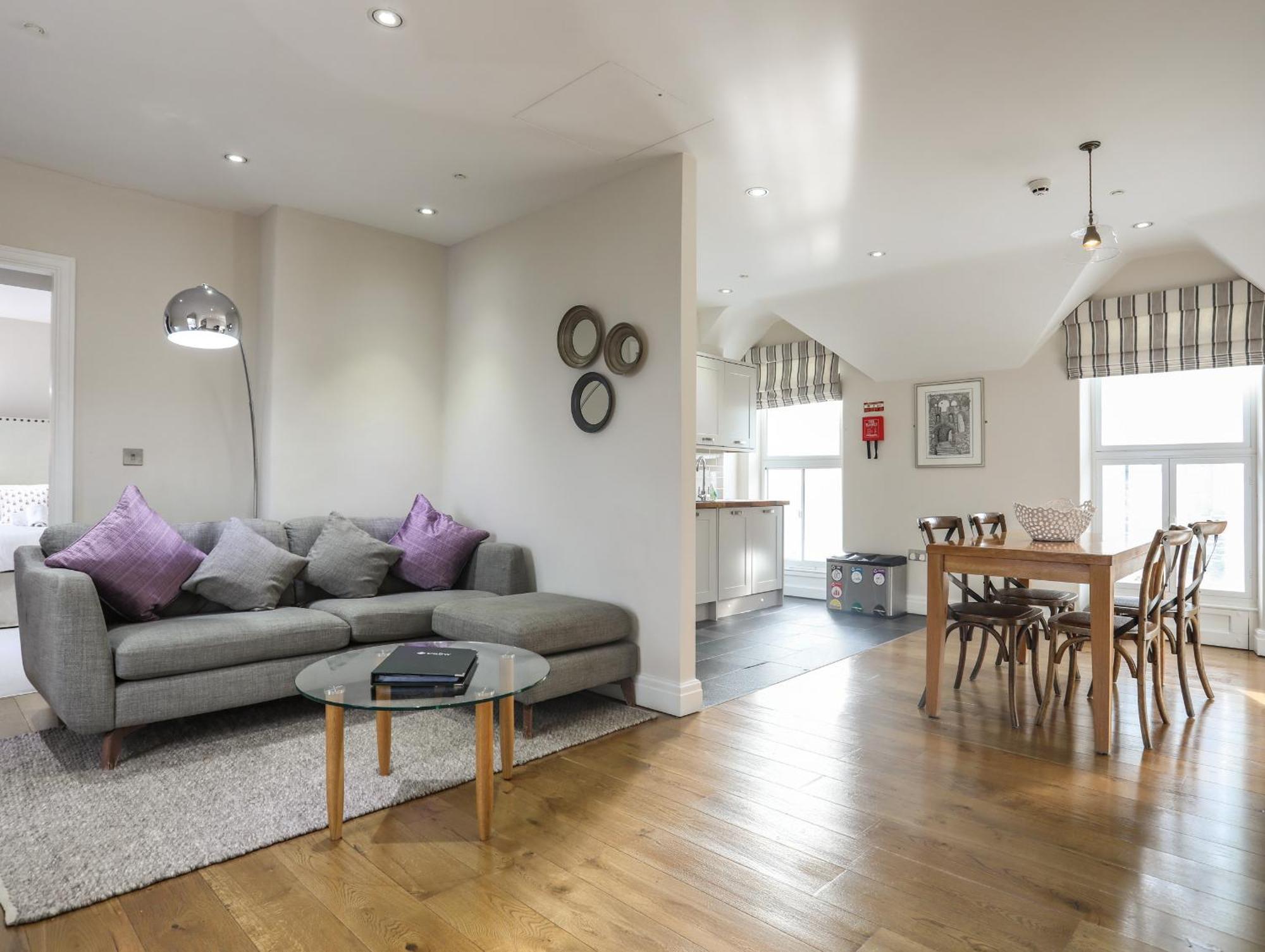 Harlech Apartments - Efnisien Luaran gambar